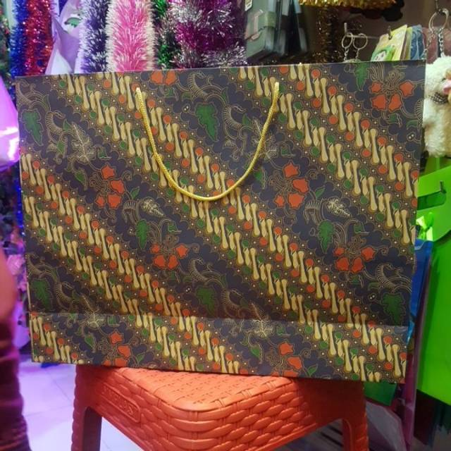 

Paperbag motif