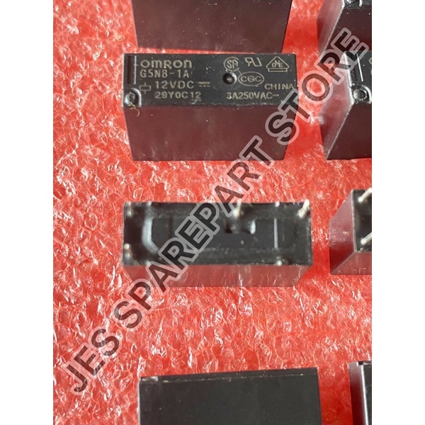 RELAY G5NB-1A 12Vdc  OMRON 3A 250V 4 PIN