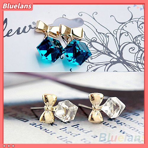 Anting Stud Berlian Imitasi Berkilau Bentuk Pita Kubus Untuk Wanita