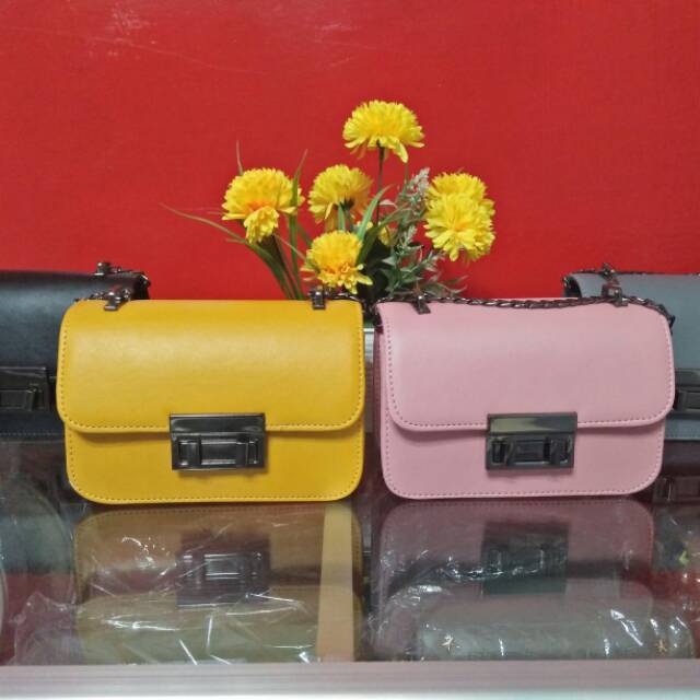 tas imut gesper kotak tali rantai