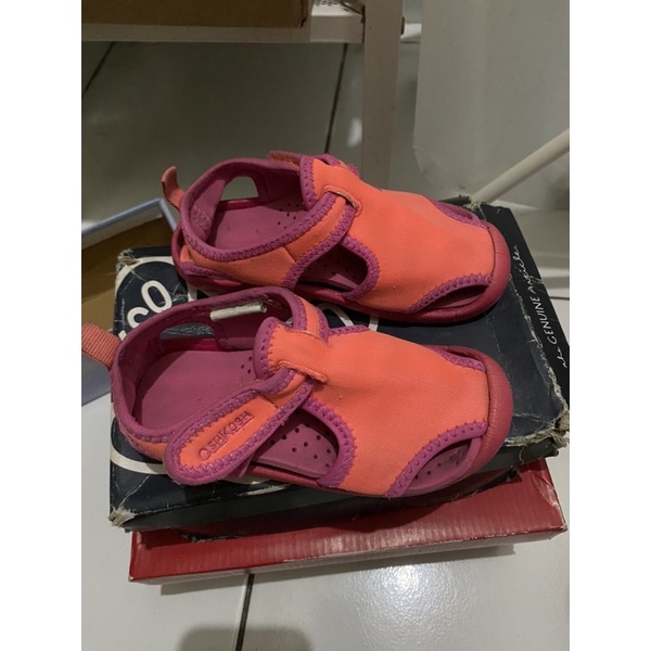 sepatu oshkosh preloved