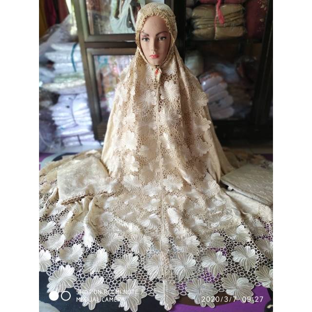 MUKENA PRADA/MUKENA POTONGAN RENDA PRADA MEWAH