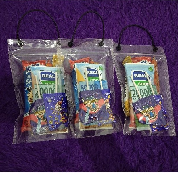 

Angpao Lebaran / Angpao Snack Lebaran Lengkap