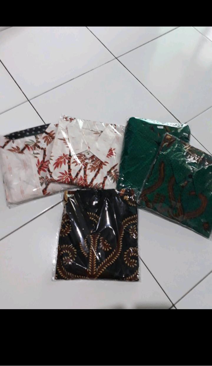 Couple Batik Keluarga || Setelan Couple Batik Ayah Ibu Anak Cewek