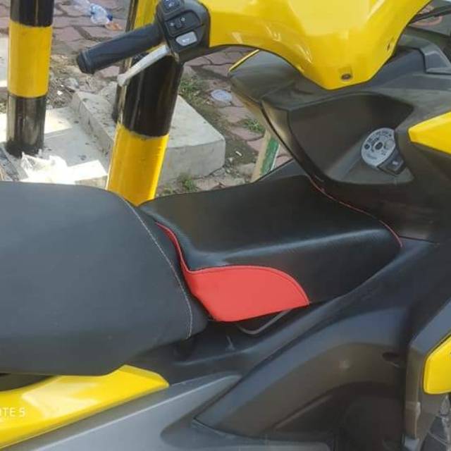 N MAX PCX AEROX ADV VARIO LEXI JOK ANAK