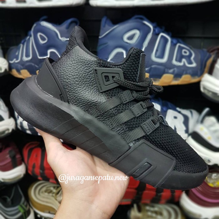 adidas eqt bask adv triple black
