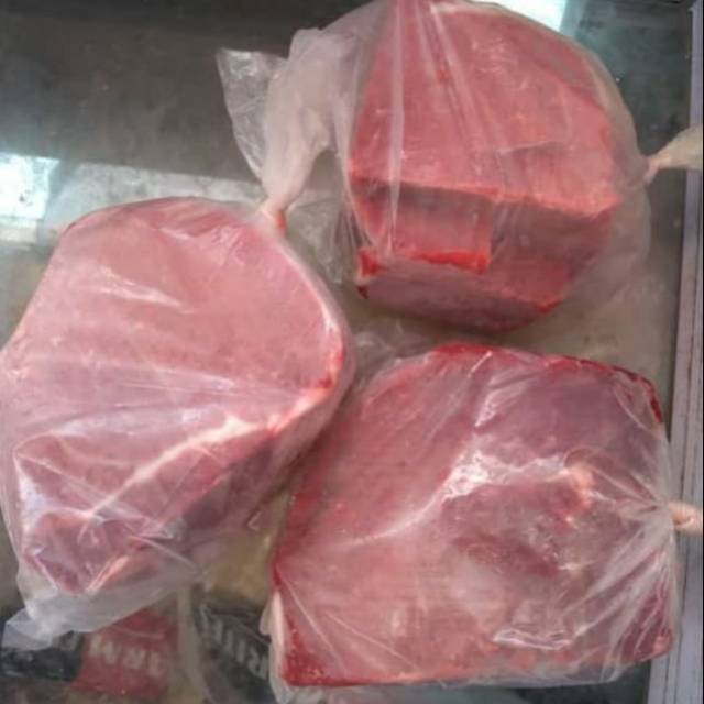 

DAGING SAPI BEKU 1KG