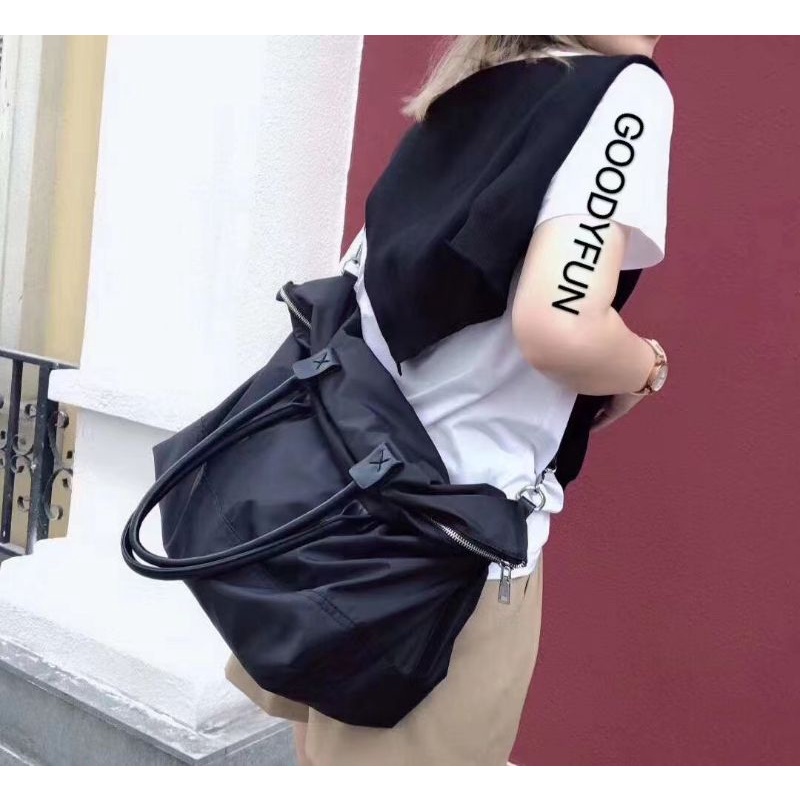 Tas Travel tote bag wanita parasut