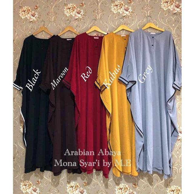 Arabian abaya
