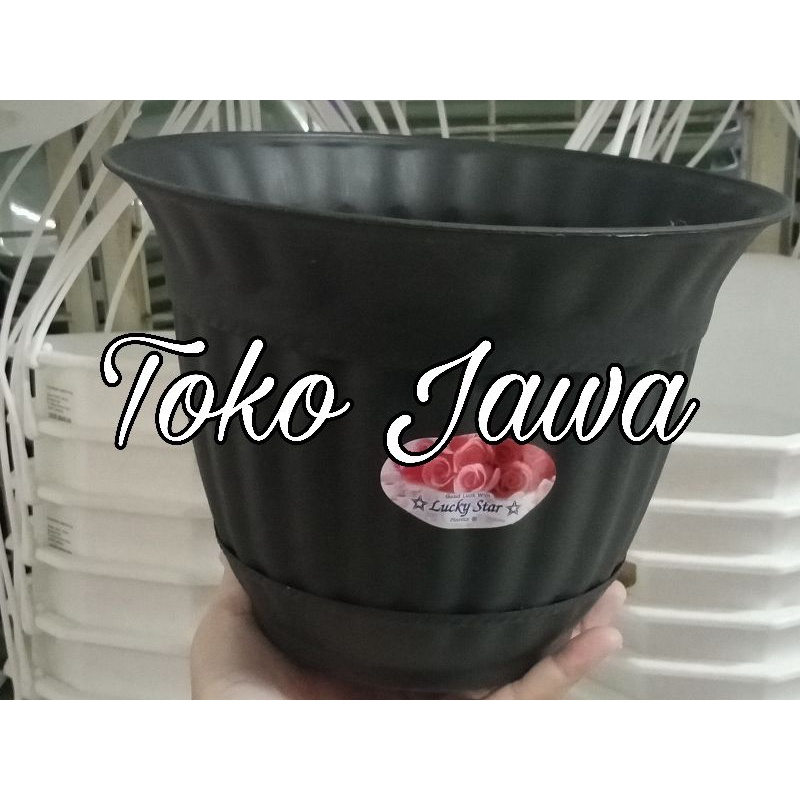 Pot Bunga Murah Uk 20,5cm Model Belimbing | Pot Tanaman Plastik WR Hitam