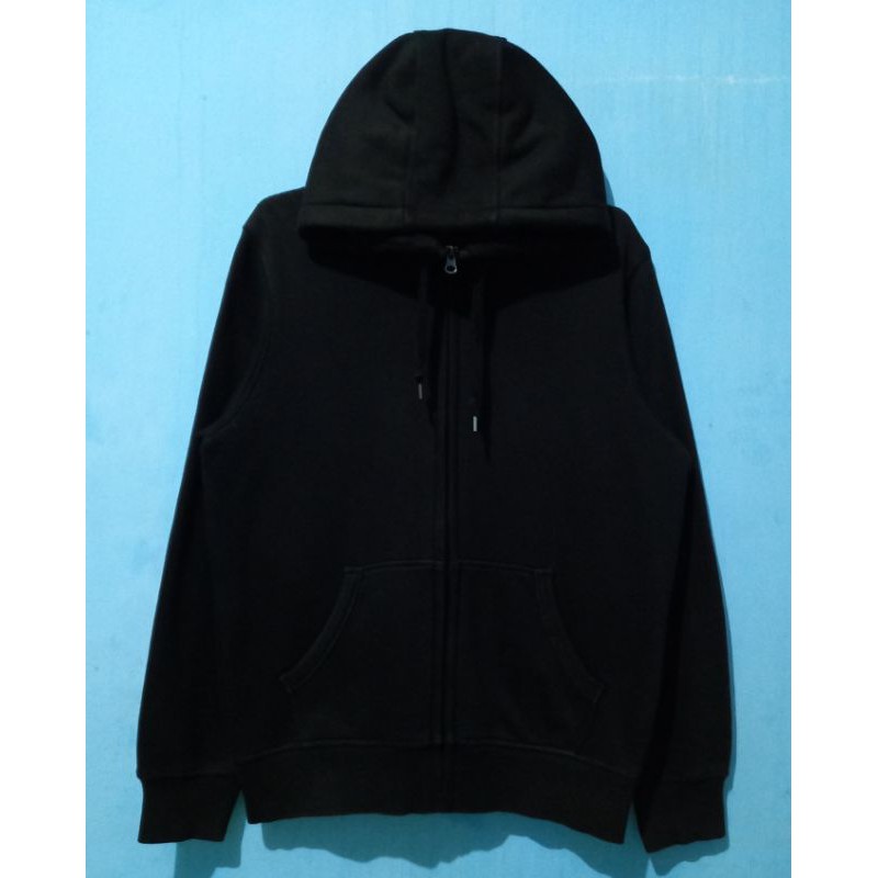 jaket hoodie uniqlo serva bekas/second brand original