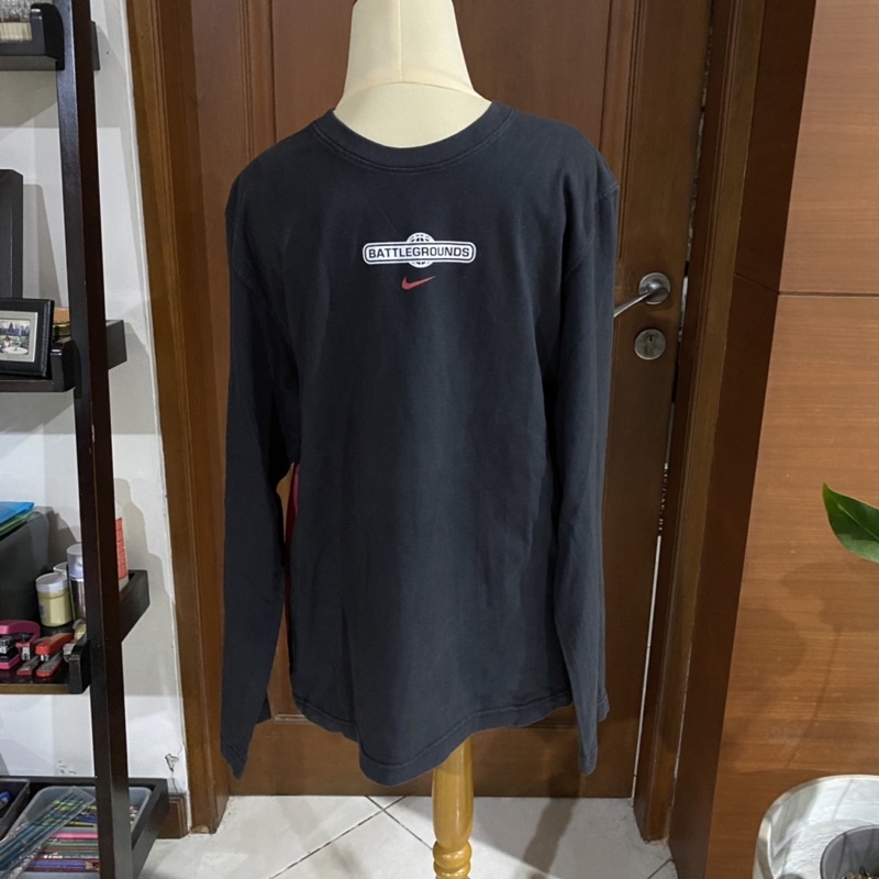 PRELOVED - Nike (L) Kaos Lengan Panjang Pria Hitam