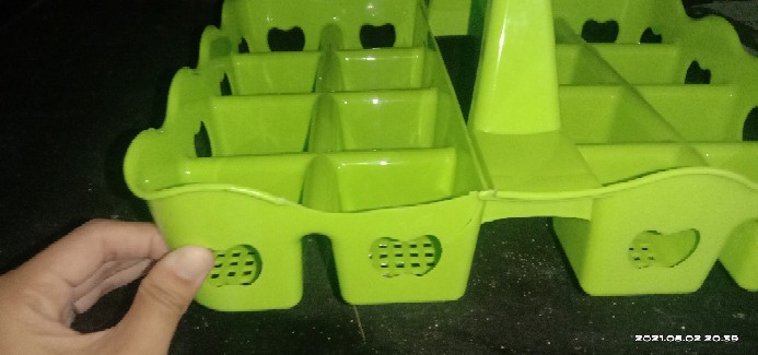 Rak Tempat Aqua Gelas Golden Sunkis 16 Lubang - Td2