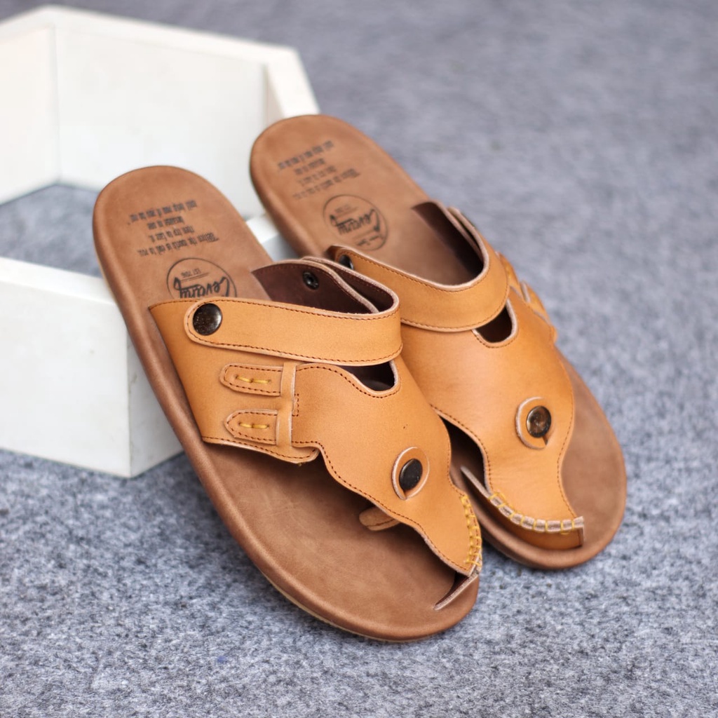 MOLK|Sandal Kulit Pria Original CasUAL Pria Trendy Traveling Cowok Hitam Murah