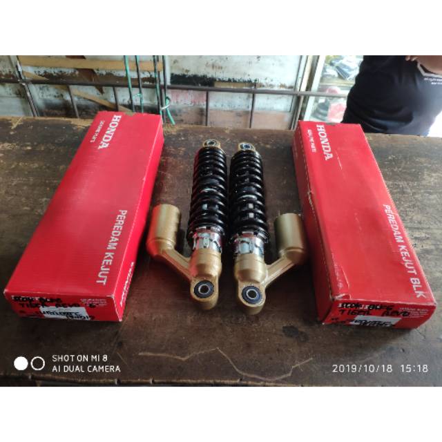 Shock Belakang Honda Tiger Revo Original Honda AHM