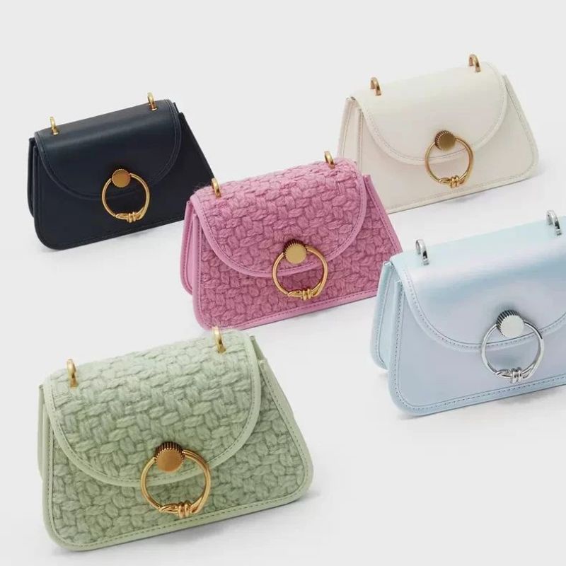 6.6 SALE | CK Joelle Ring Push-Lock Trapeze Bag