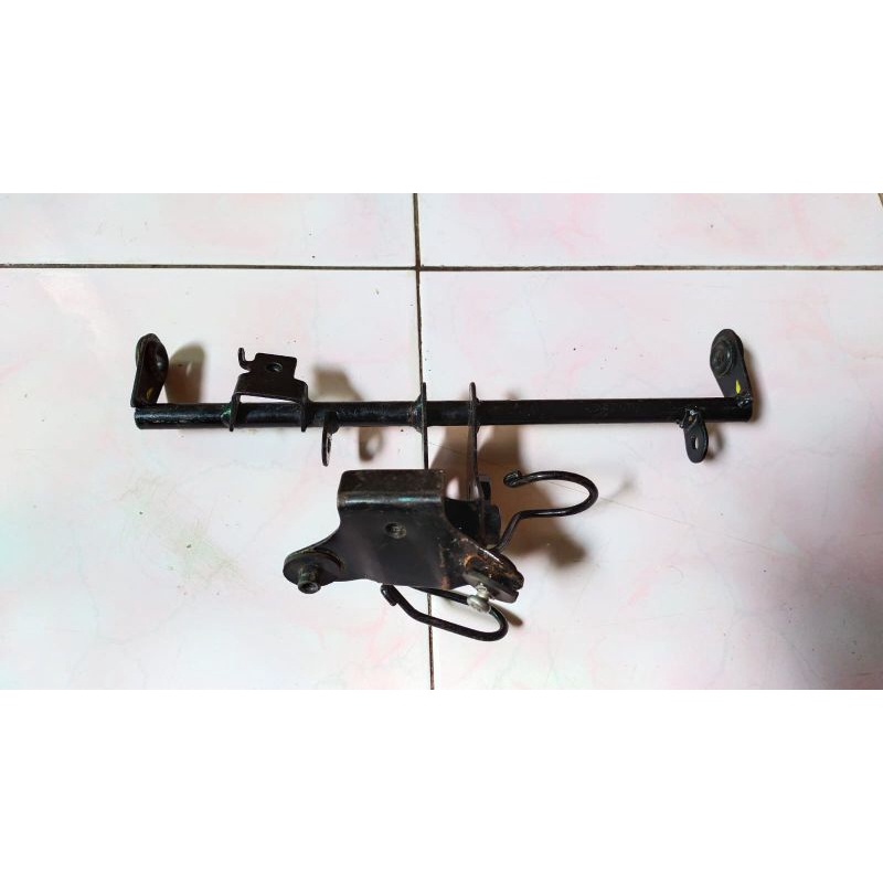 braket dudukan sayap Honda Supra x 125 fi helm in original