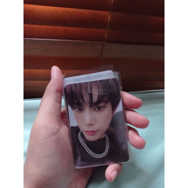 NCT 127 Earthquake luggage Doyoung