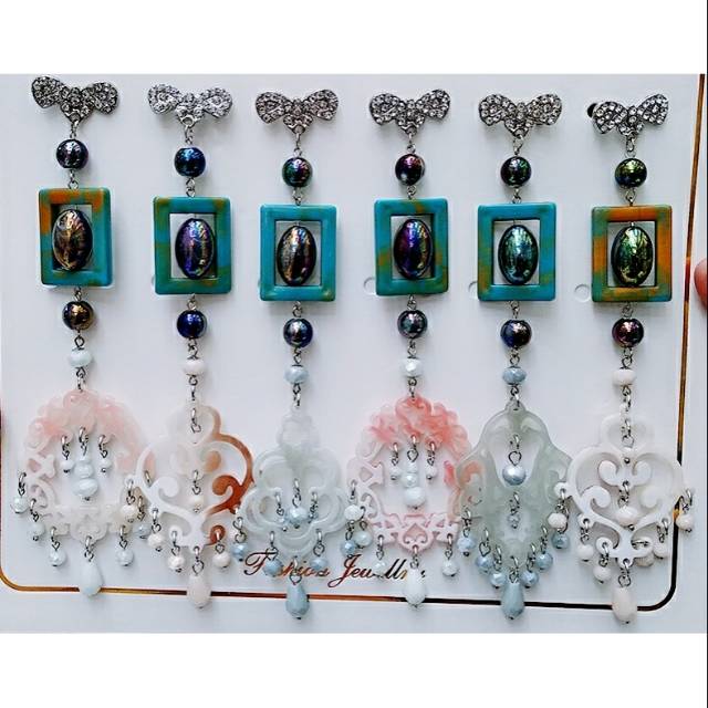 Brooch dagu bola pelangi juray anting import