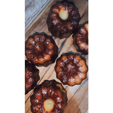 

Canele