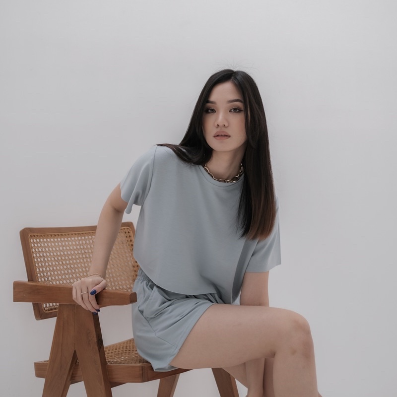 OSEYO - Hana Set (Cropped Fit)-PASTEL BLUE