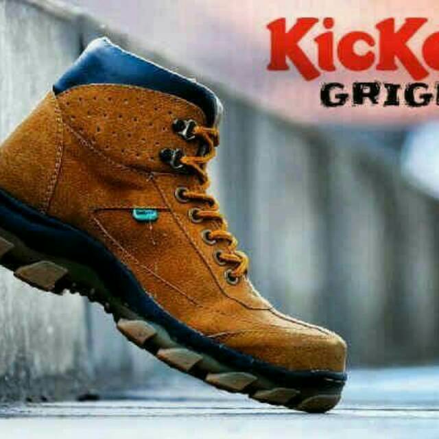 Sepatu  boots safety pria kulit suede