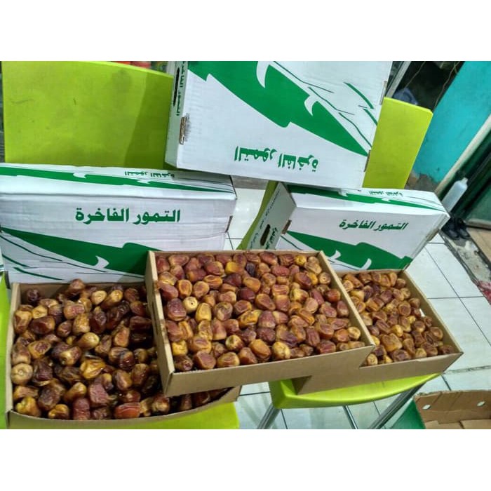 

Kurma Sukari Sukkari Korma Basah Sukkary 3Kg Al Qassim Qasim Kurma Raja