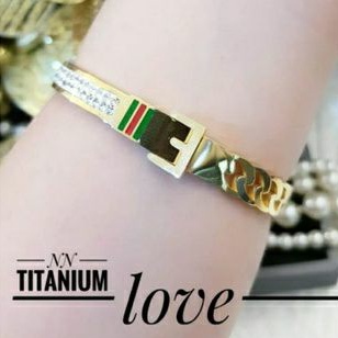 Titanium Gelang Tangan Wanita 930