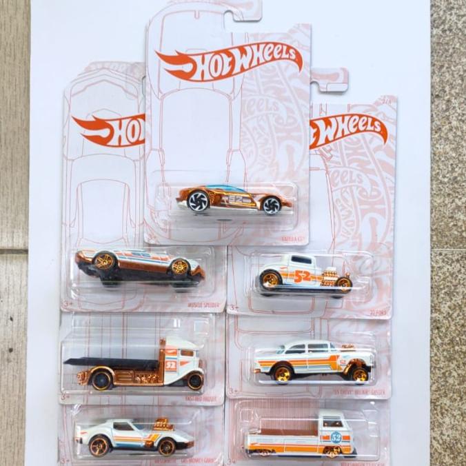 HW Hot Wheels 52nd Anniversary Pearl Gold 1 set 7 pcs