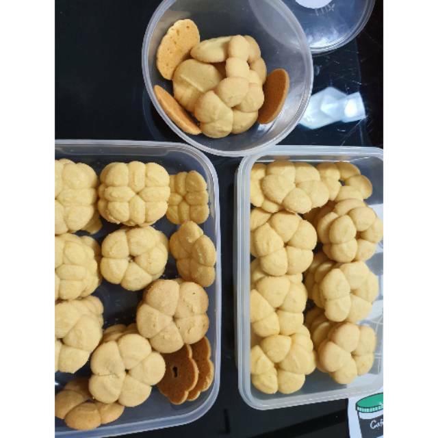 

Kue kering kukis lebaran hantaran premium murah