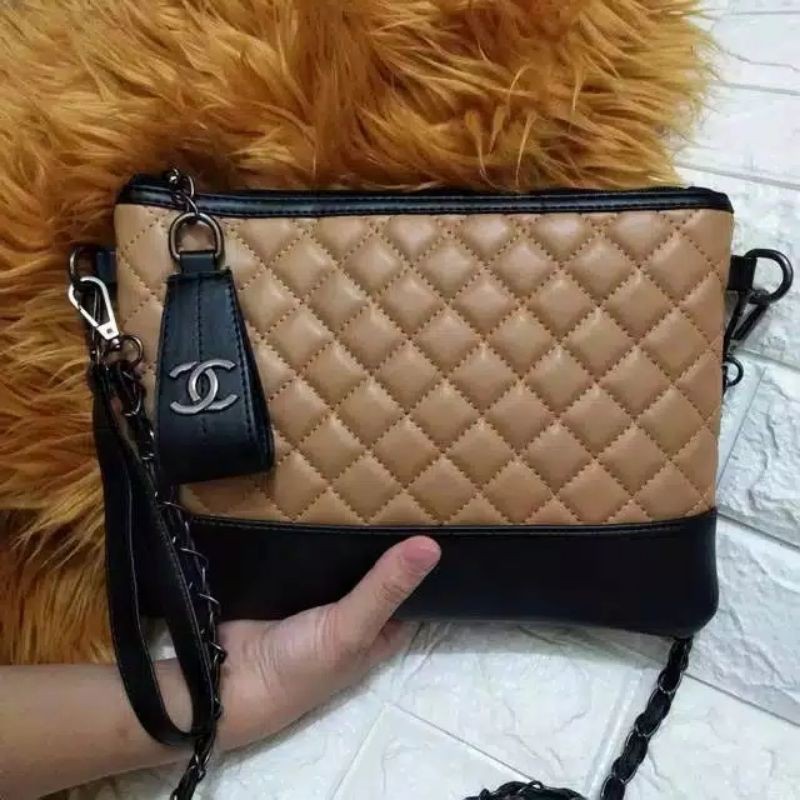 tas selempang wanita Amora