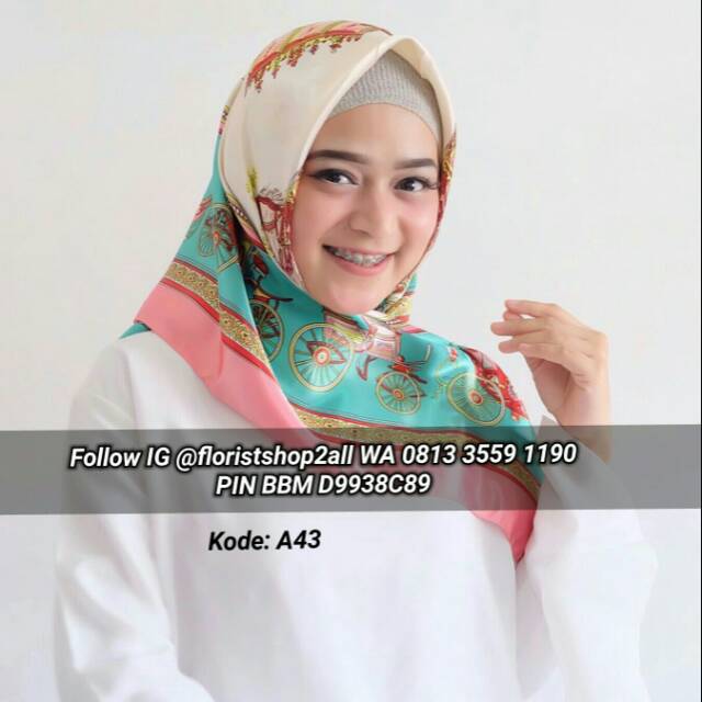 TERLARIS. H43 Jilbab Segi Empat Motif Hermes Material Silk Hermes Premium Ori Branded Import