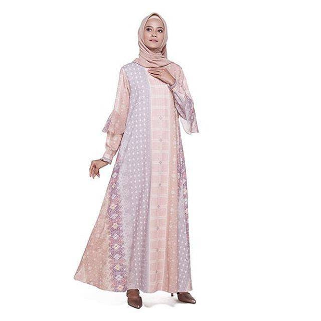 Paruah Dress size S Ria Miranda