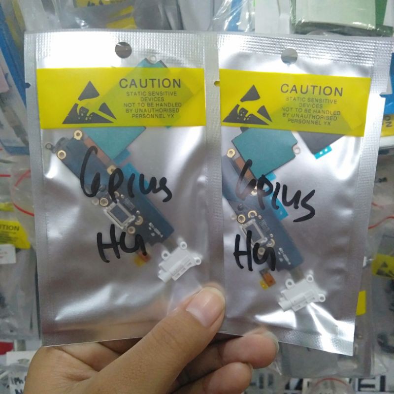 FLEXIBLE KONEKTOR CHARGER FOR IPHONE 6PLUS WHITE