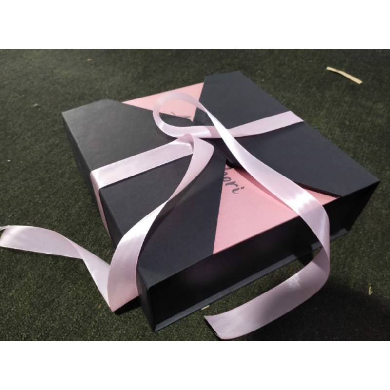 

KOTAK KADO || GIFT BOX || box kado CUSTOM || TYPE SENZA PREMIUM