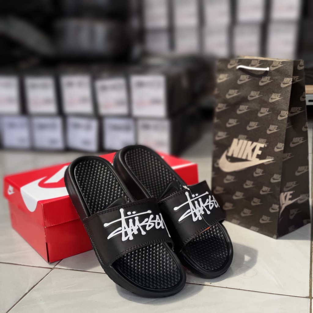 sedal pria nike benassi sendal cowok distro sendal murah sendal masakini sandal kekinian COD import