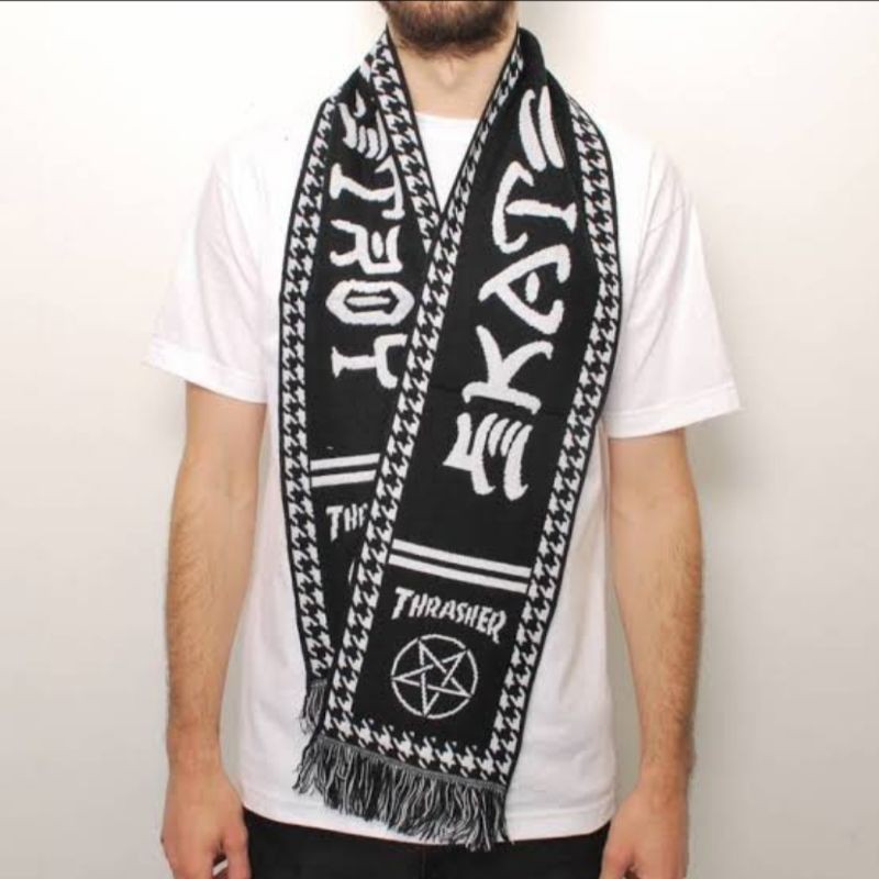 Thrasher hooligan skate&amp;destroy scarf