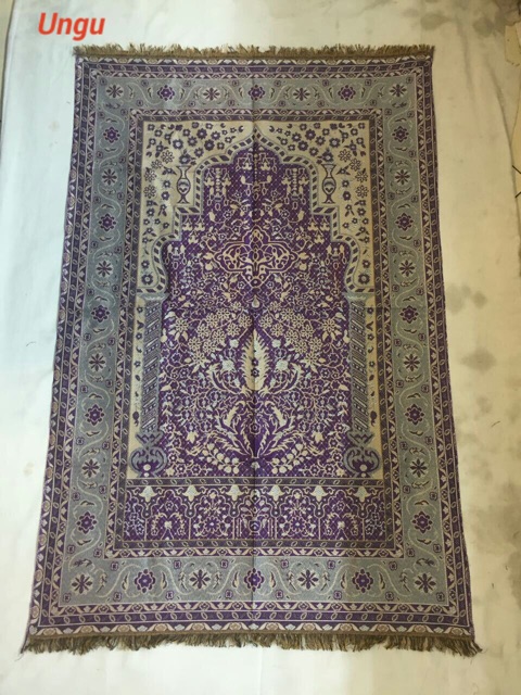 Sajadah aljeddah motif batik