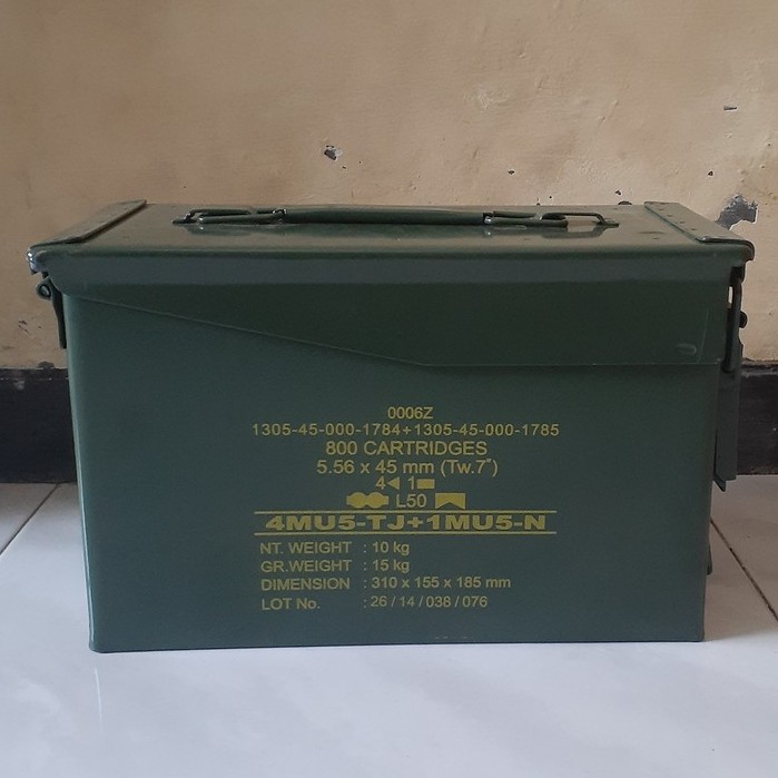 

Kotak box amunisi peluru bekas PINDAD