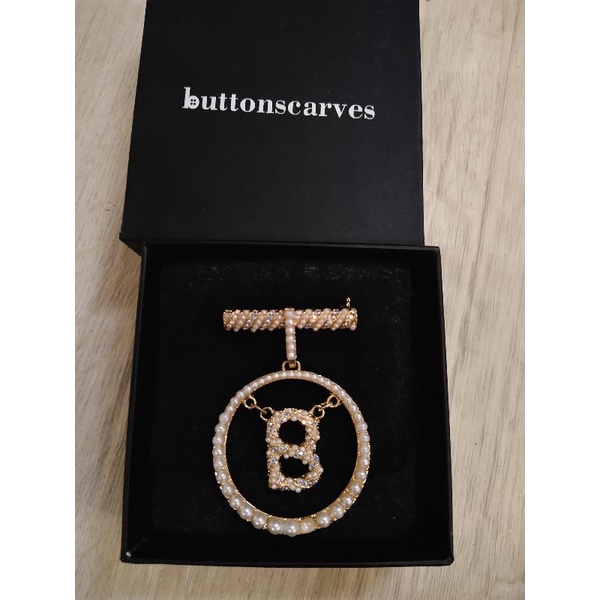 PL BROS BUTTONSCARVES