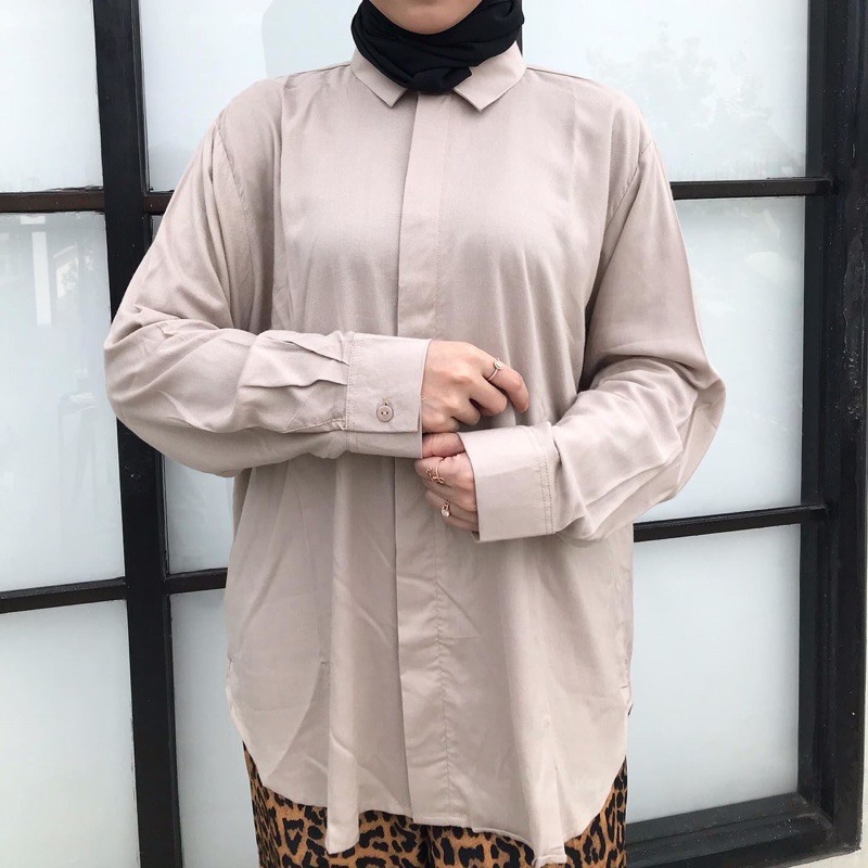 Kemeja Basic Oversize Wanita - Mocca