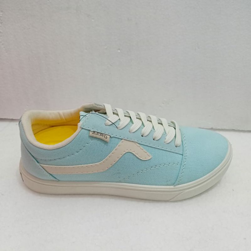sepatu Massive casual santai low tali