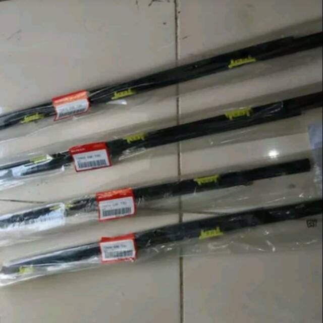 Pelipit karet kaca luar weather strip mobil HONDA CRV GEN2 2002-2006 depan belakang kiri kanan