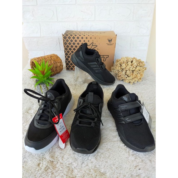 SEPATU SEKOLAH PRO ATT PI 600V HITAM