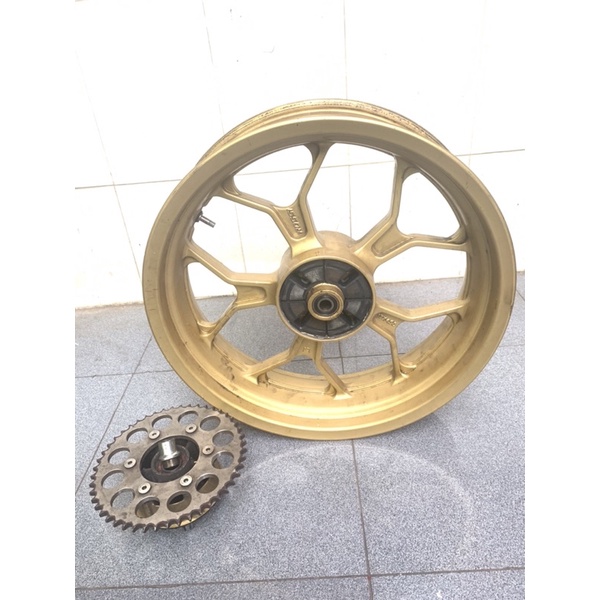 

velg R15 V1 V2 Vrossi double disc belakang lebar 4.5 inci , normal 100%