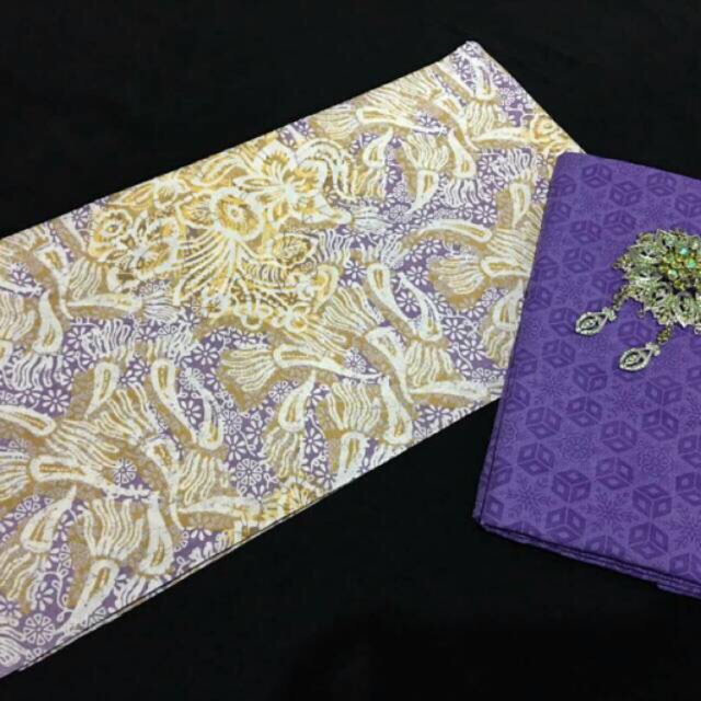 set kain batik dan embos