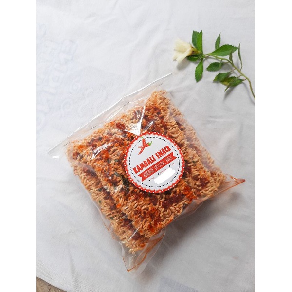 

Cemilan MIE KERITING (kambali snack)