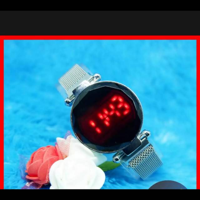 Jam magnet digital mewah