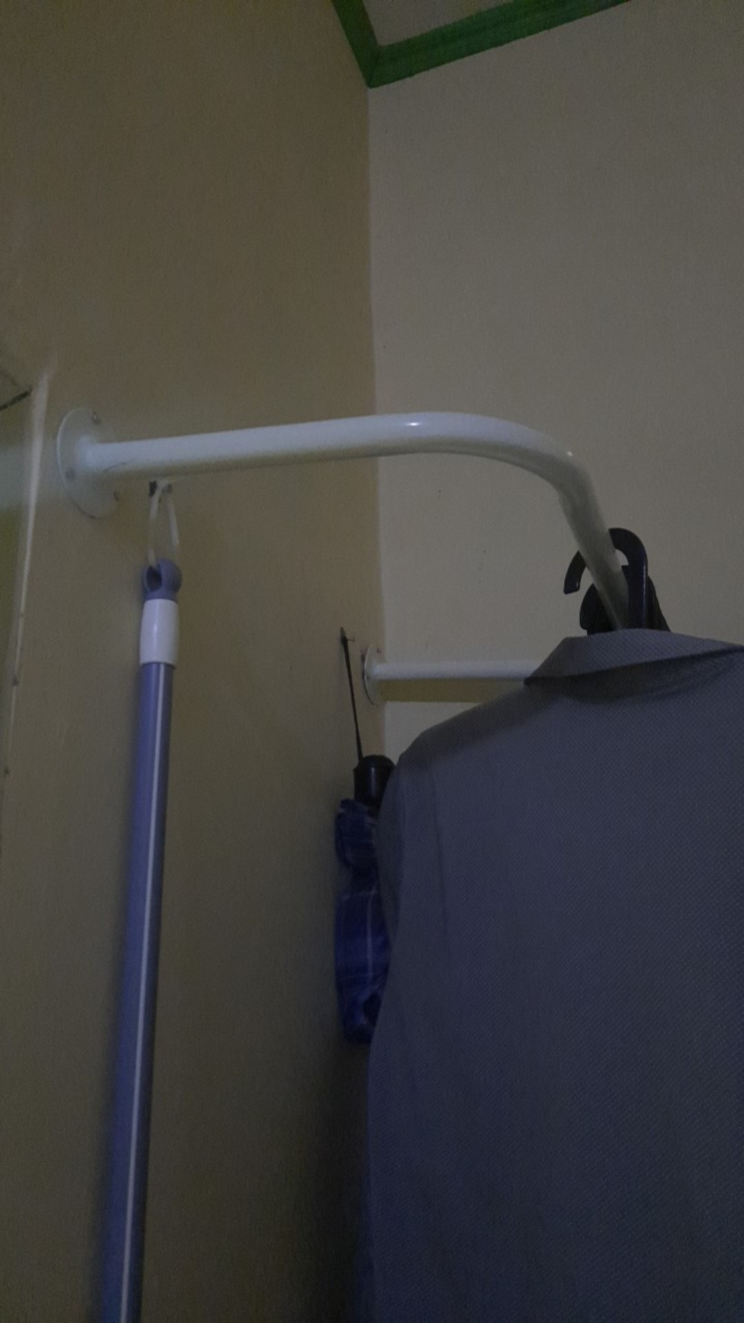 Gawang Baju Tempel Kedinding ( 50cm Dan 40cm )