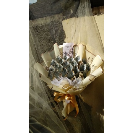 

buket uang, kado ultah, kado wedding, kado enggagement